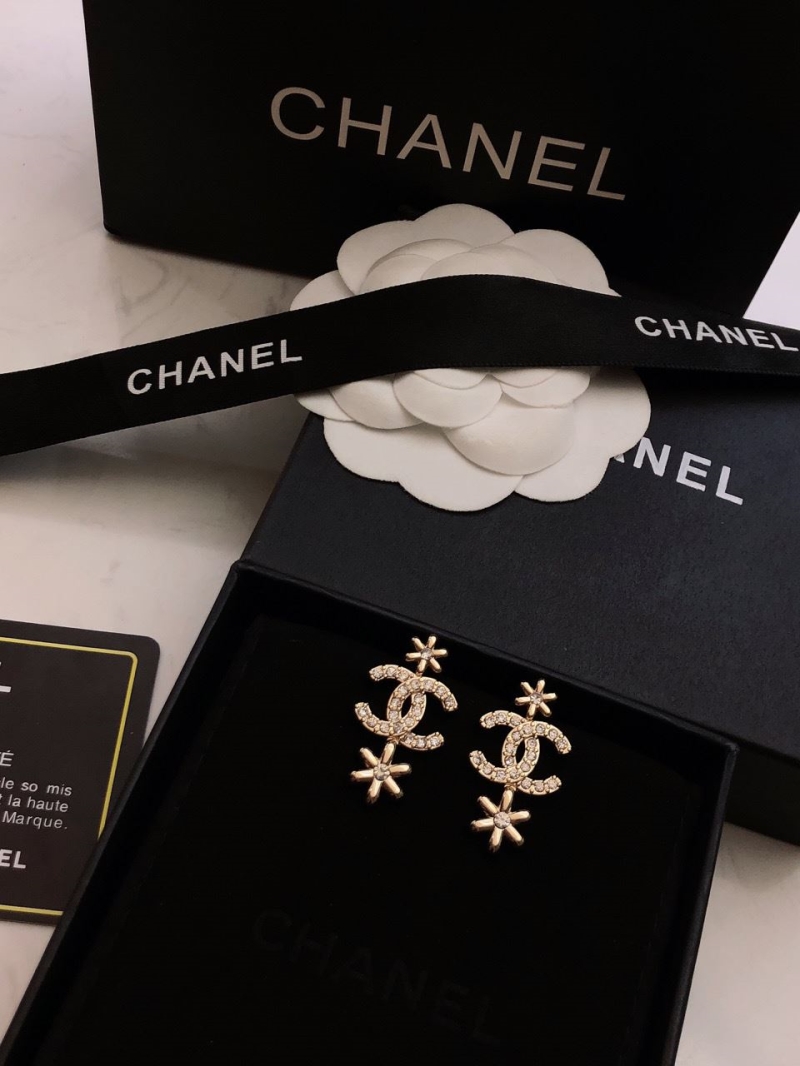 Ch**el earrings